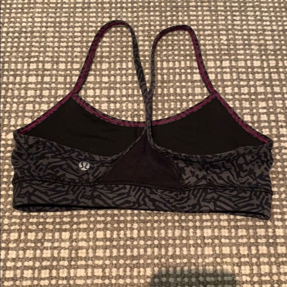 Lululemon flow y bra - Picture 2 of 2